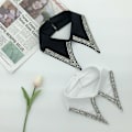 Miniatyrbilde 4 av 5: Dame falsk krage Avtakbar halv Mote Trendy Perlebesatt Styl White