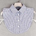 Pikkukuva 2 / 5: Naisten teepaita-tyylinen kauluspaita, sopii moneen asuun, helmikoristeltu, ruudullinen, valkoinen Red Plaid
