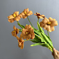 Miniatyrbillede 6 af 6: Højkvalitets PU Brun Tulipan Flap Blomst til Bryllupsdekoration i Hjemmet PU open tulip wine red
