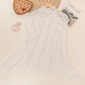 Pikkukuva 1 / 5: Naisten tekaulus irrotettava puolipoolokaulus Western Style S White Plus size