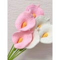Miniatyrbilde 3 av 11: 5 stk. Heklet Calla Lily Strikkede Kunstige Blomster Kreative Gaver til Venninnebursdag Kvinner Bryllup White 5pcs