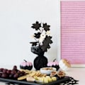Miniatyrbilde 1 av 5: Kunstige lønnebladgrener høststilker Halloween blomster Svarte lønneblader og hvite gresskargrener Halloween Thanksgiving dekorasjon