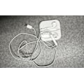 Miniatyrbild 3 av 3: Premiumkvalitet USB-C Earphone Med Mikrofon volymkontroll Vit