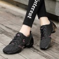 Miniatyrbild 3 av 3: Jazzsko med snörning för kvinnor Lätt moderna danssneakers med splitsula danssneaker Black Rose Red EU 39.5