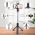 Miniatyrbild 2 av 6: 3 i 1 Trådlös selfie stick Stativ Med Fyllnadsljus Bluetooth Slutarfjärrkontroll Portabel Vikbar Monopod För Smart Telefon With light
