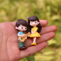 Miniatyrbild 4 av 7: 2st/ set Miniatyrprydnader Pojke Flicka Gitarr Sweety Lovers Parfigurer Hantverk Harts Bröllopsdockor Tillbehör Heminredning H2