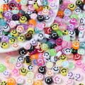Miniatyrbild 1 av 7: 100 färgglada akryl smiley face mönster DIY pärlor för kvinnors smycken tillverkning NO.9