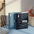 Miniatyrbillede 4 af 5: Denim Journal med lås til kvinder, genopfyldelig låsbar journal til voksne B6 notesbog med lås, 5,5 x 7,9 tommer, marineblå
