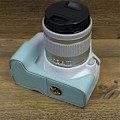 Miniatyrbild 4 av 5: Typ D För Canon EOS 200D/200D II PU Läder Kamerabotten Skydd Skruvdesign Halv Kåpa Style C