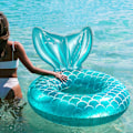 Miniatyrbillede 4 af 5: Havfrue pool float, oppustelig havfrue svømmering flydende seng pool float, havfrue tailpipe glitter vandfest - krystalgrøn