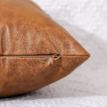 Miniatyrbilde 4 av 5: Set med 2 kunstskinn putetrekk, moderne brune utendørs putetrekk dekorative putevar for sofa seng sofa (12 x 20 tommer)