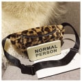 Miniatyrbild 10 av 10: Plysch midjeväska Leopard Crossbody-väskor B