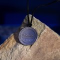 Pikkukuva 3 / 3: Game of Thrones Stark Shield -riipus Silver