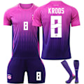 Pikkukuva 1 / 2: UEFA Euro 2024 Saksa Vieraspelipaita Lasten Jalkapallopaita Sukkien Kanssa NO.8 KROOS NO.8 KROOS 20