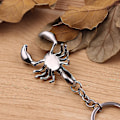 Miniatyrbillede 3 af 5: Sinknap Retro Unisex Alloy Scorpion Vedhæng Nøglering Taske Hængende Ornament Nøglering