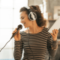 Miniatyrbilde 2 av 5: Karaoke dynamisk mikrofon (unidireksjonell, 76dB følsomhet) 6,5 mm