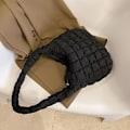 Miniatyrbillede 3 af 5: Kvinder Puffer Taske Quiltet Dun Bomuldsfyld Skuldertaske Stor Puffy Tote Taske Vinter Crossbody Håndtaske（SORT）