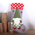Miniatyrbild 7 av 7: 3 stycken julstrumpor juldekorationer presenter goodi