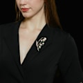 Miniatyrbild 4 av 5: Högkvalitativ zirkoninlagd corsage kostymjacka tillbehör kofta