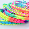 Miniatyrbilde 3 av 5: 7 fargede tråder håndvevd tau DIY fargerikt armbånd Amazon ho