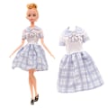 Pikkukuva 7 / 7: Barbie-muotiasu, 10 osaa, 10 nukkenuustarvetta, lapselle