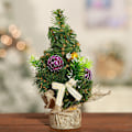 Miniatyrbillede 3 af 5: Fem små juletræer til julebord pynt i linned