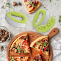 Miniatyrbillede 7 af 7: Pizzaskærer med Beskyttelsesdæksel, Pizzaskærer, Halvmåne Pizza