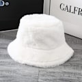 Miniatyrbillede 5 af 7: Vinter Faux Fur Pelskasket Fluffy Fuzzy Varmt Hat Plush Fish