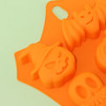 Miniatyrbilde 4 av 5: 2-delt silikonkakeform med 6 hull - Halloween-gresskar, skalle, bakeform
