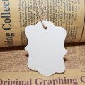 Pikkukuva 5 / 5: 100 kpl Kraft-paperilappuja lahjalappuja 5x7cm juuttinarulla mukana W DXGHC