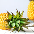 Pikkukuva 3 / 7: 1 kpl Realistinen Tekohedelmä Väärennös Ananas Koti Kaappi