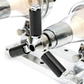 Miniatyrbilde 4 av 5: Veggmontert vinstativ, doseringsflaskedispenser, aluminium 2 flasker