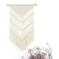 Miniatyrbild 1 av 5: Macrame väggbonad i bohemisk stil, vävd för inredning