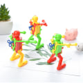 Miniatyrbilde 5 av 5: 5 morsomme vår-opptrekkbare dansende robotleker for barn, barnerob