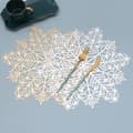 6 stycken snöflinga mattor PVC guldprägling silver urholkade