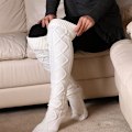 Pikkukuva 7 / 7: Naisten kaapelikudotut polvenpituudet talvibootsisukat Extra Long Thigh L