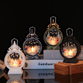 Miniatyrbillede 2 af 7: Fem forskellige farver af julepynt LED retro lanterne