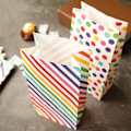 Miniatyrbillede 2 af 7: 50 Regnbue Papirposer 7 Farver Twill Regnbue Gavepose Farveprik Pakke