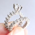 Miniatyrbilde 3 av 5: 1 par Dame Ring Full Rhinestone Innlagt Ikke-fading Lett Symmetrisk Bryllup Circle For Bursdag US 7