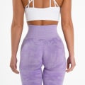 Pikkukuva 2 / 4: Takaroita kohottavat tiukat joogahousut light purple XL