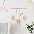 Pikkukuva 3 / 5: Macrame Tapestry Boho Woven Beige Leave Design Makrameen ripustettava sisustus lastenhuoneeseen