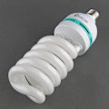 Pikkukuva 3 / 4: Set 2 x 135w E27 Daylight Photography -lamppu valokuvastudioon Video Daylight Bulb 220v 5500k (2 kpl)