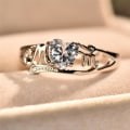 Miniatyrbillede 3 af 4: Fingerring Mode Delikat Legering Love Heart Ring Til Kvinder US 10