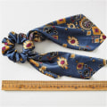 Pikkukuva 2 / 4: Muoti kukkapainoinen Scrunchie Printed hiusnauha Naisten Hiushuivi Rusetit Kumiköydet Grey