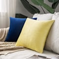 Miniatyrbild 5 av 5: Set med 2 Dekorativt Sammet Cover Soffa Case Supermjukt Dekoration Hem Vardagsrum Sovrum För Soffa 45x45cm Ljusgrön