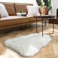 Miniatyrbilde 3 av 5: Ashler Ultra Soft Faux Saue Pels Teppe Hvit Fluffy Rug Shag Teppe for soverom Stue, 2 x 3 fot