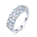 Miniatyrbillede 1 af 5: Kvinder Ring Hollow Out V Form smykker Geometrisk Bright Luster Ring Fødselsdagsgave US 7