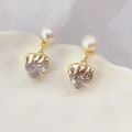 Pikkukuva 1 / 5: Korvakoru Pearl Heart Stud Girls&#39; Muotikorut Ac3752 A236