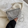Miniatyrbillede 2 af 3: Glitrende Rhinestone Skuldertaske til Kvinder - Bling Håndtaske Perfekt til Fester, Klubber og Dates - Sølv, One Size