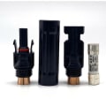 Miniatyrbilde 2 av 4: MC4 Solar PV in-line sikringsholder med hann- og hunnkoblinger for PV-kabler med isolert diameter og ulike PV-tilkoblinger